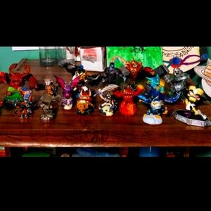 Skylanders figures